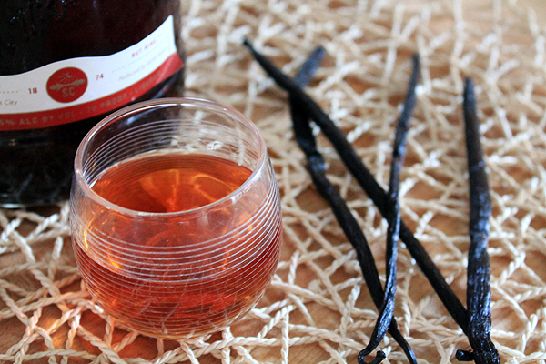 Nuts & Bolts: Homemade Vanilla Extract
