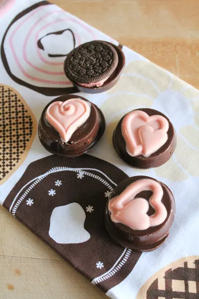 Mini Oreo Cookie Mold-Make your own chocolate covered Mini Oreos