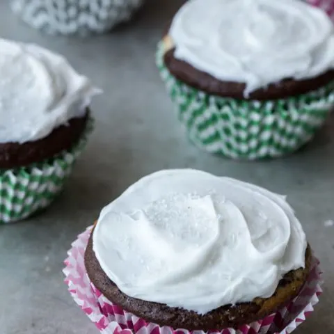 Easy Filled Chocolate Cupcakes